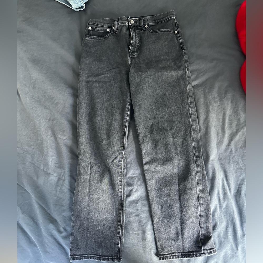 Madewell grey classic straight leg jeans size 28
